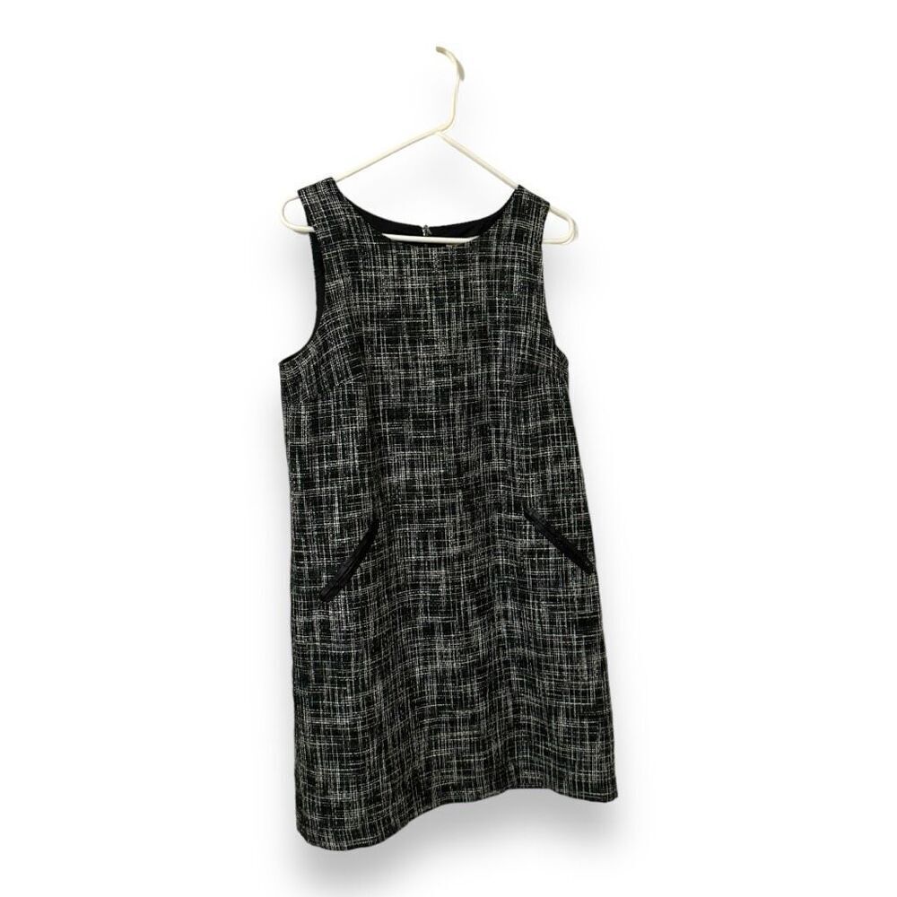 Beautiful dress by LOFT